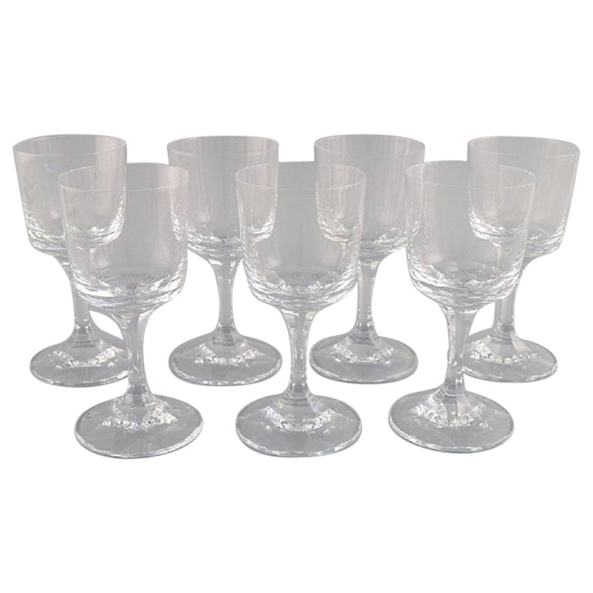 Seven René Lalique Chenonceaux White Wine Glasses in Clear Crystal Glass For Sale