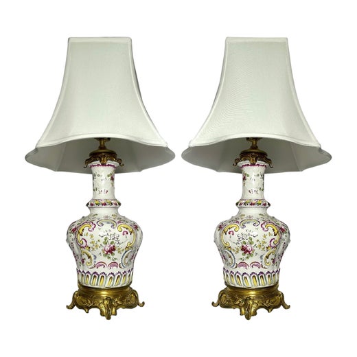 Pair of Antique Vieux Paris Porcelain Lamps with Ormolu Mounts For Sale  at 1stDibs