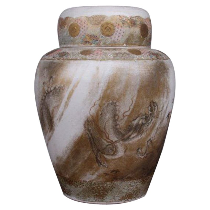 Urn Painted in Satsuma, XIXth Century For Sale