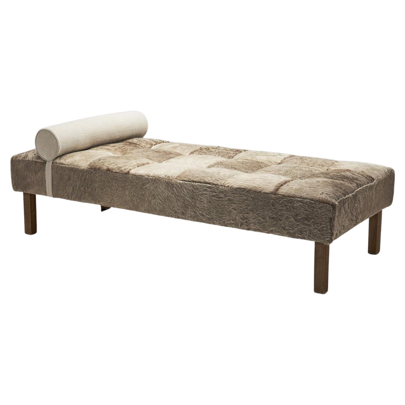 European Mid-Century Modern Daybed in Pony Hide, Europe ca 1950s For Sale