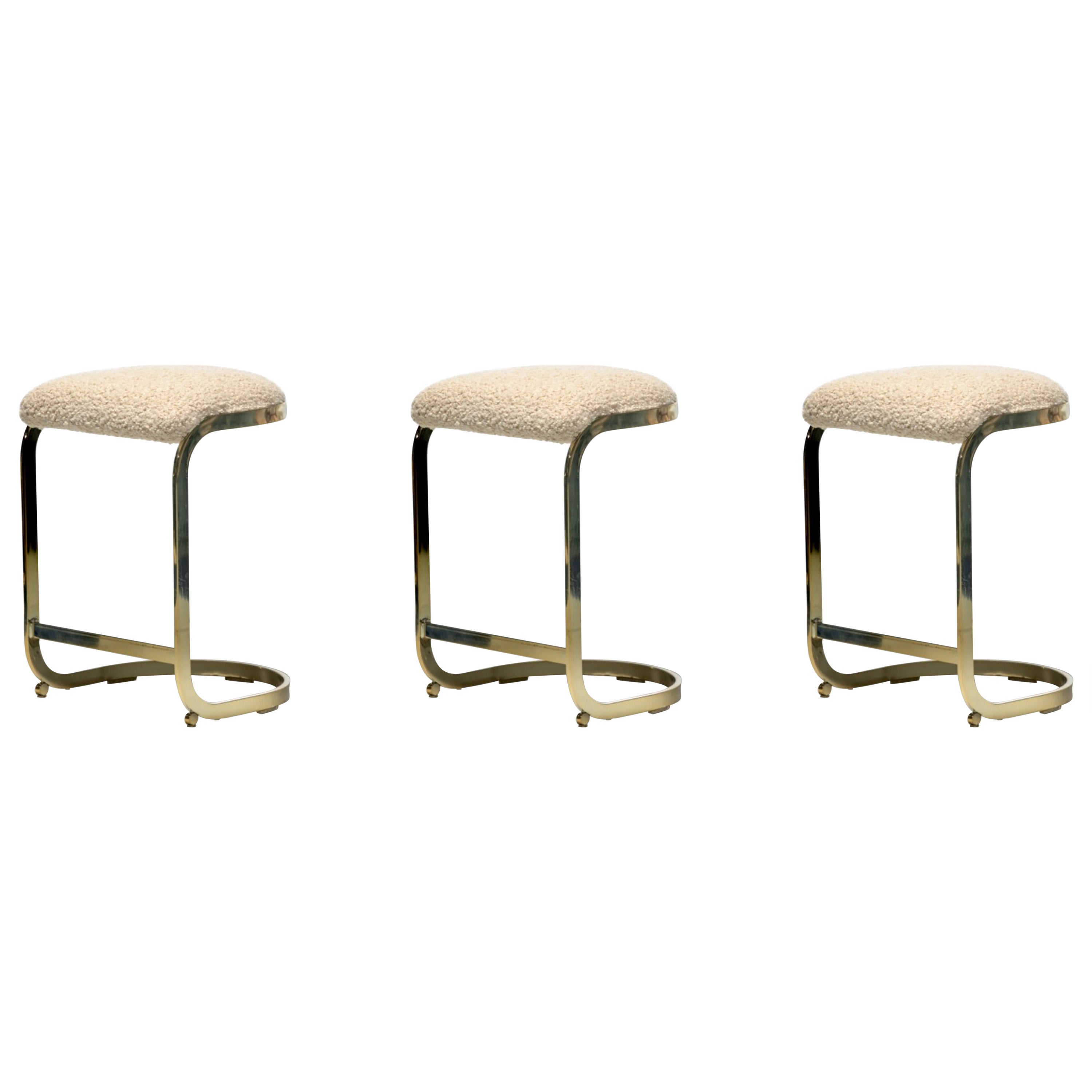 Set of 3 Design Institute of America Brass Stools in Ivory White Bouclé, c. 1980 For Sale