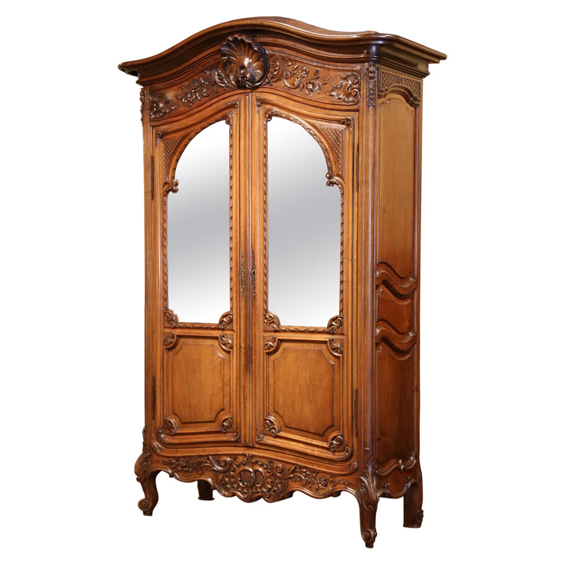 Late 19th Century French Louis XV Carved Walnut Armoire Bookcase from Provence