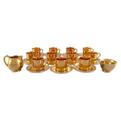Crown Devon, England, Mocha Service in Gold-Painted Porcelain for 11 People