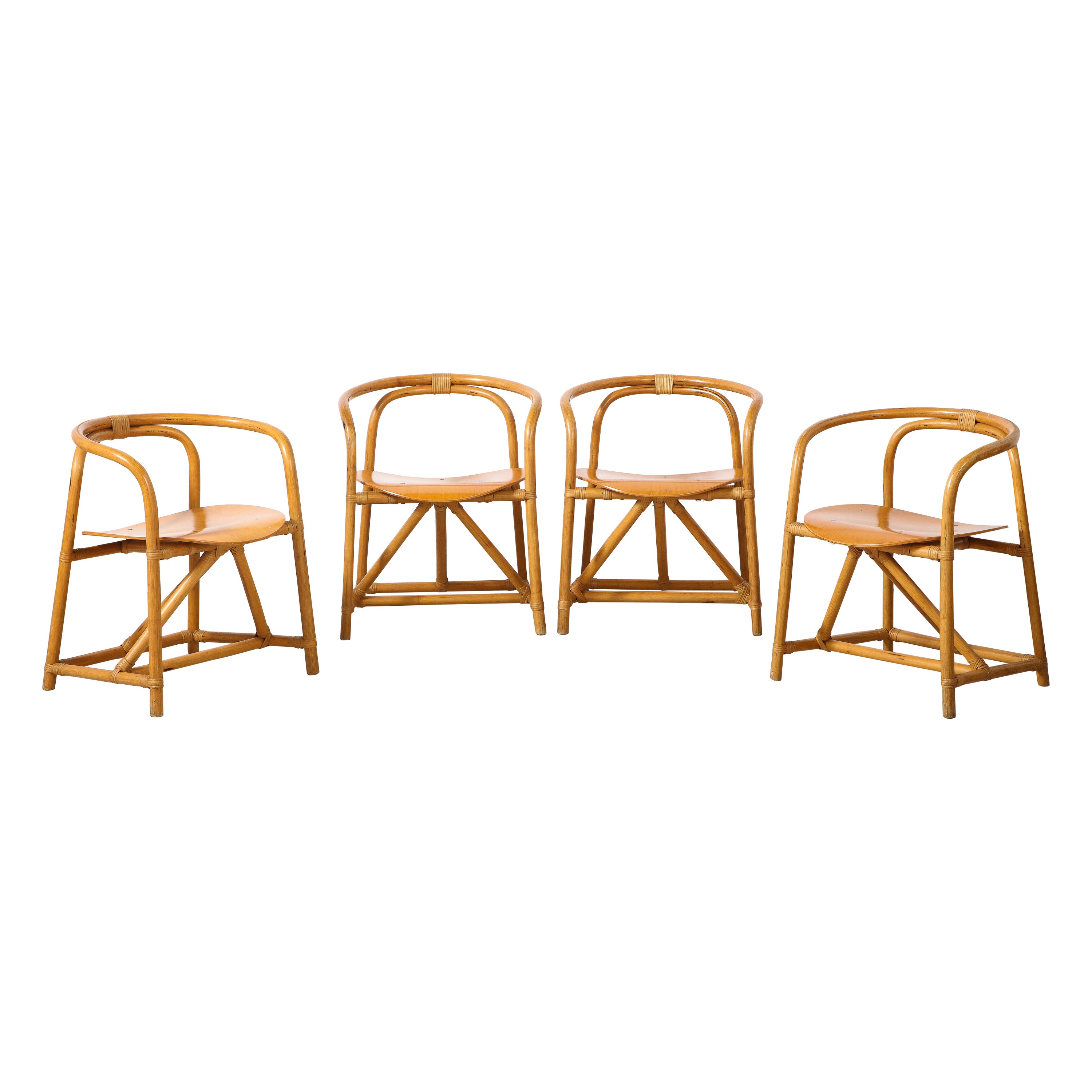 Ensemble de quatre chaises de salle à manger italiennes en bambou et bois en vente