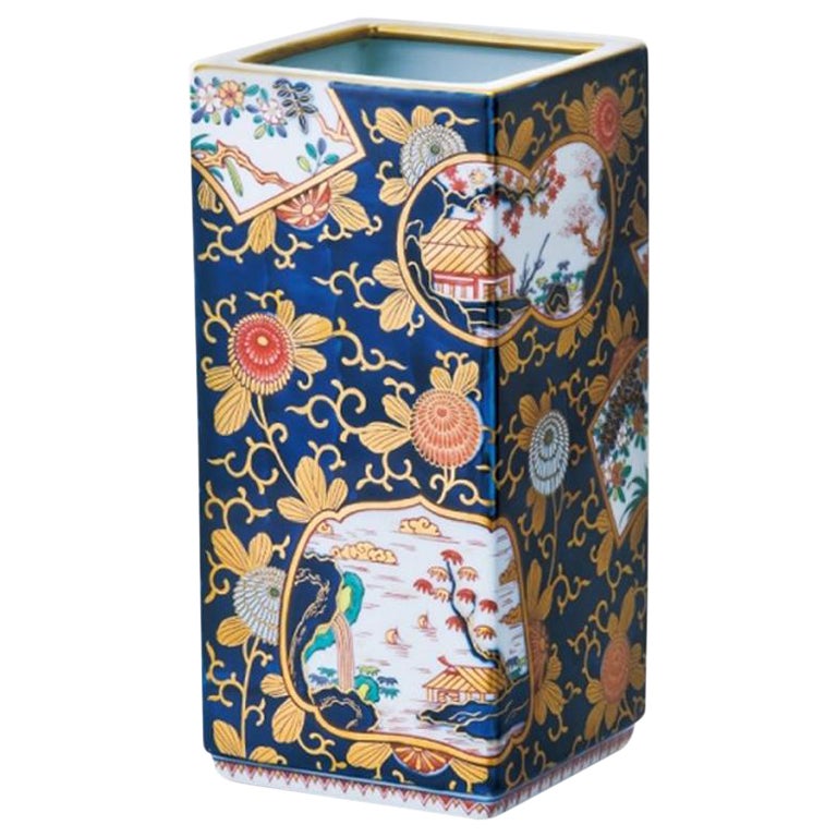 Japanese Contemporary Ko-Imari Gilded Blue Porcelain Decorative Vase, 3