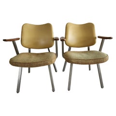 Deux fauteuils Streamline Royal Metal de Donald Deskey des années 1960