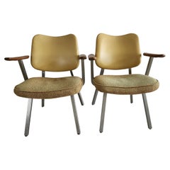 1960 Dos sillones Streamline Royal Metal Donald Deskey