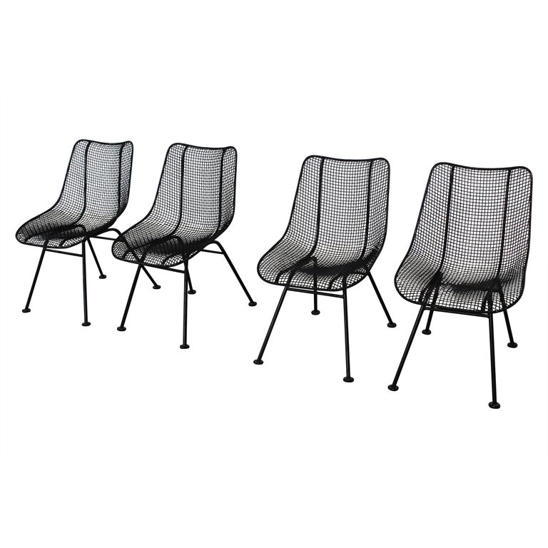 Set of 4 Mid Century Danish Modern Woodard Sculptura Mesh Side Chairs For Sale
