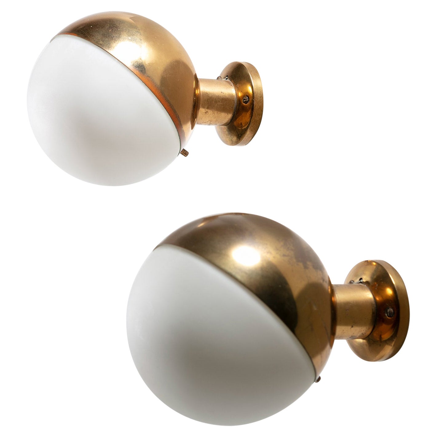 Pair of Model 2045 Wall Lamps by Stilnovo