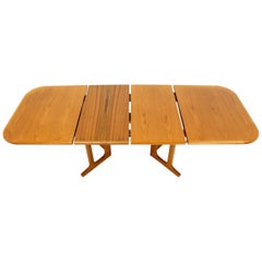 Danish Modern Rectangle Shape Teak Dining Table with Two Leaves