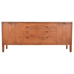John Stuart Janus Collection Mid-Century Modern Walnut 14-Drawer Dresser, 1960s