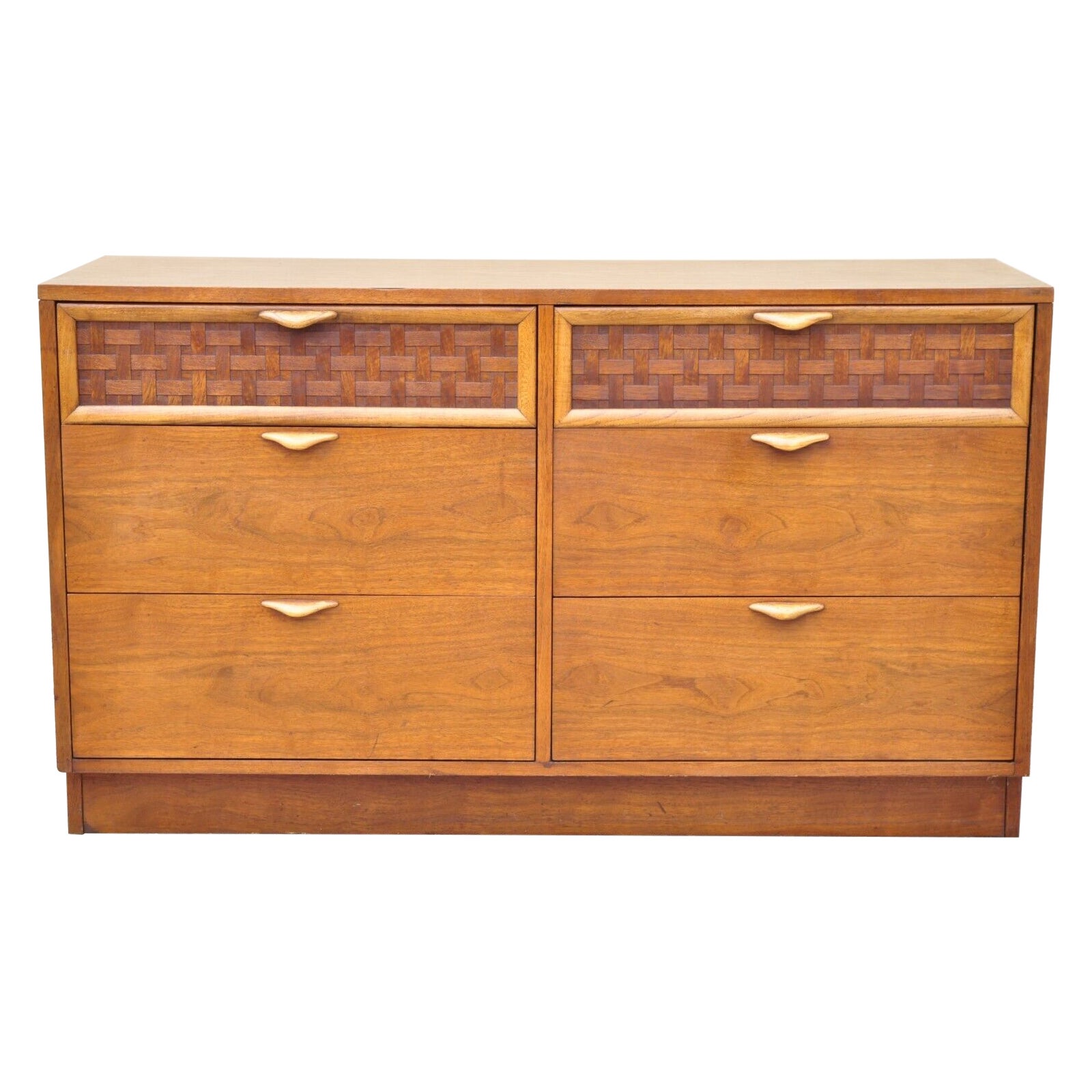 Lane Percepton Altavista Walnut 6 Drawer Dresser with Laminate Top For Sale