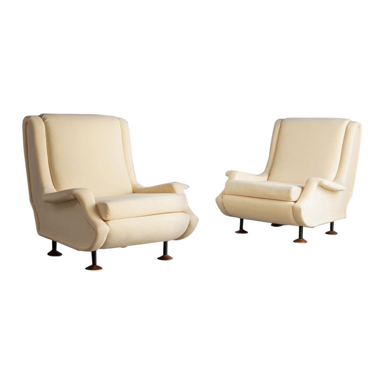 Pair of Armchairs For Sale at 1stDibs