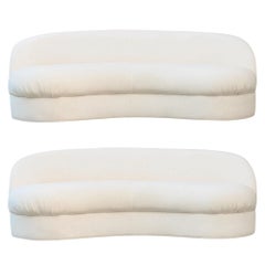 1980s White Kidney Curved Cloud Sofas – a Pair 