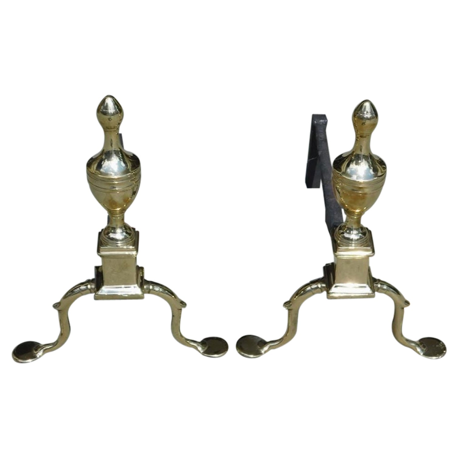 Pair of American Brass Urn Finial Andirons with Penny Feet, Philadelphia C. 1780 For Sale
