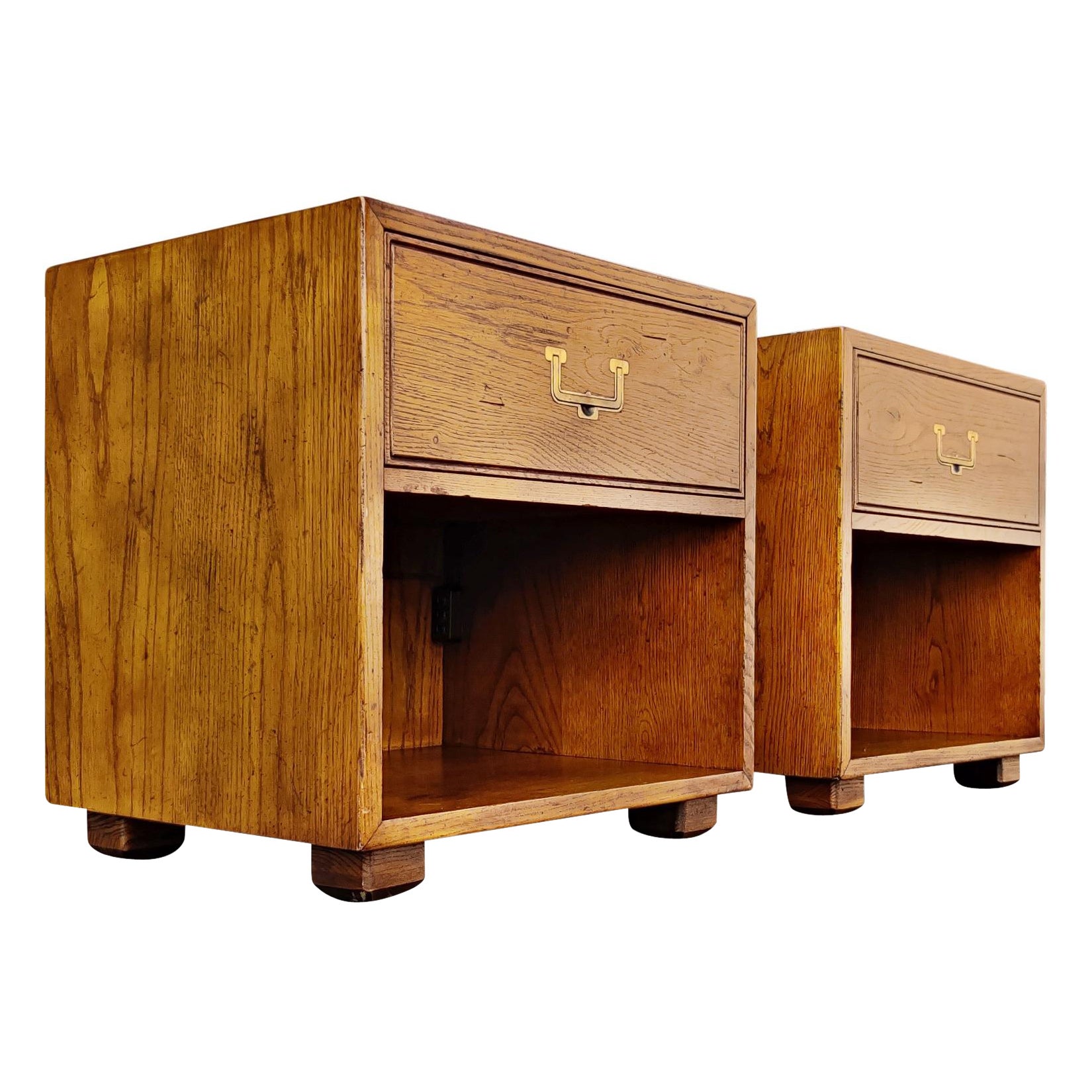 Henredon Artefacts Pair Campaign Style Hollywood Regency Endtables, Nightstands