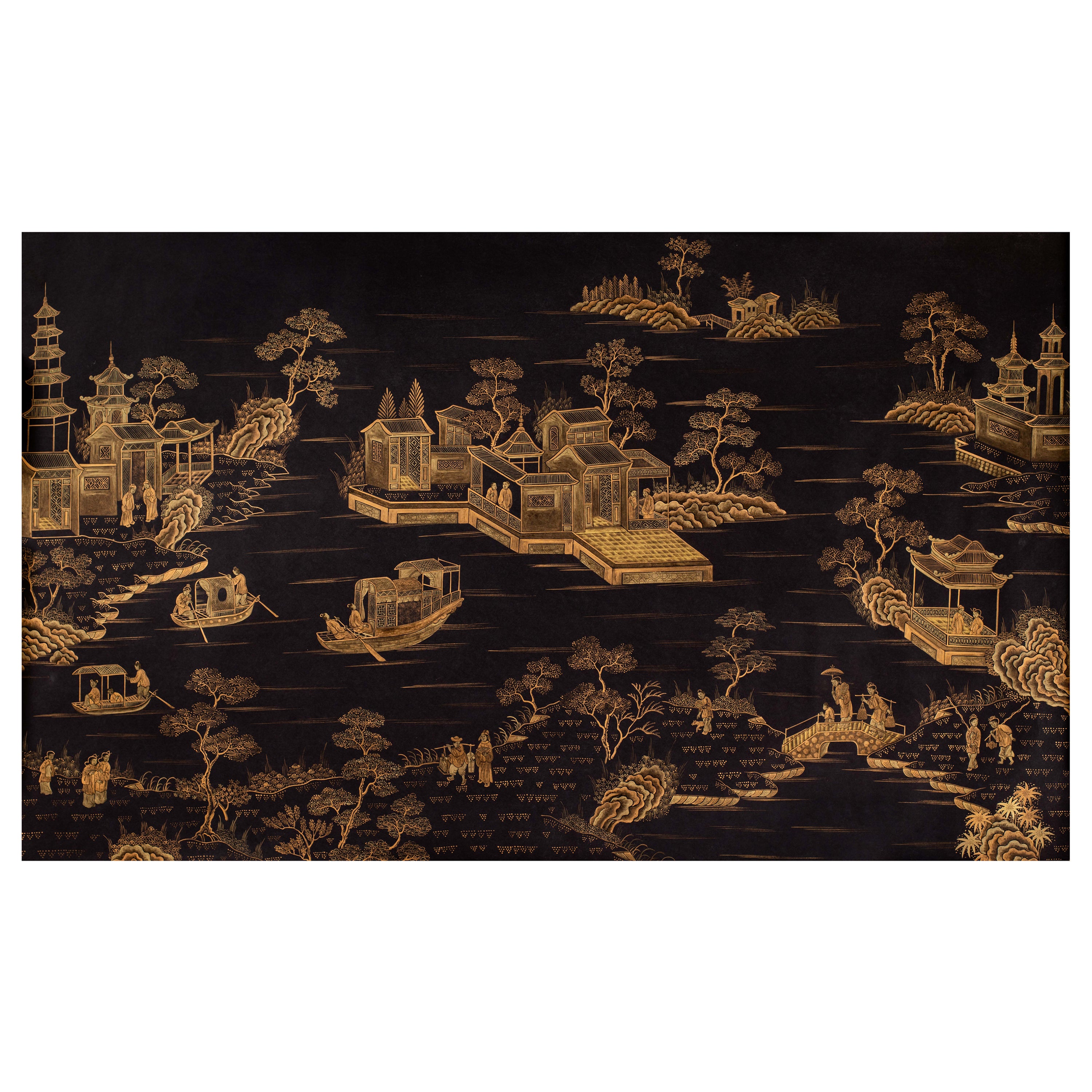 Panneaux de papier peints chinoiseries peints à la main représentant des pavillons dorés sur noir en vente