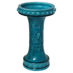 Theodore Deck (1823-1891) , Vase en faïence bleu archaïque de Chine, vers 1875
