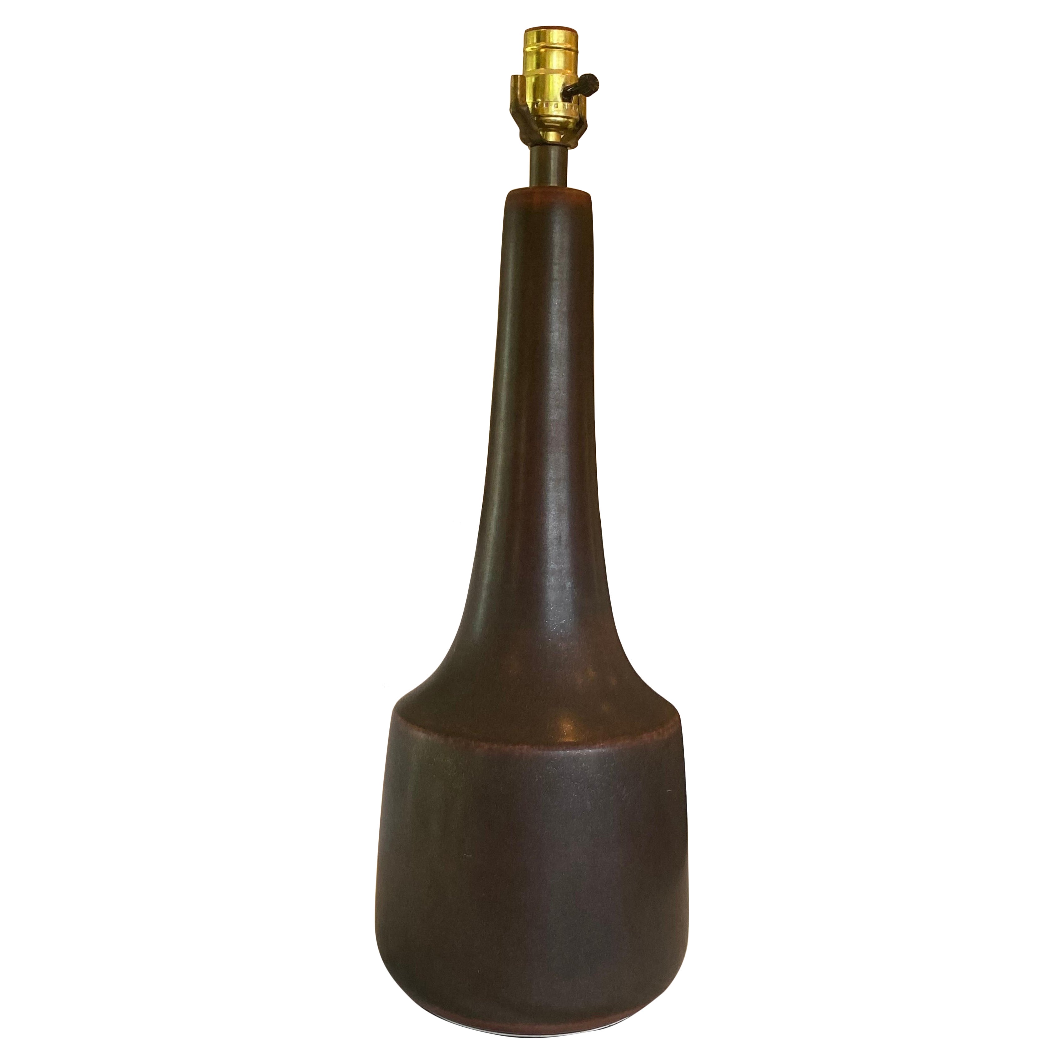 LOTTE and GUNNAR Bostlund Lampe de table à vernis brun