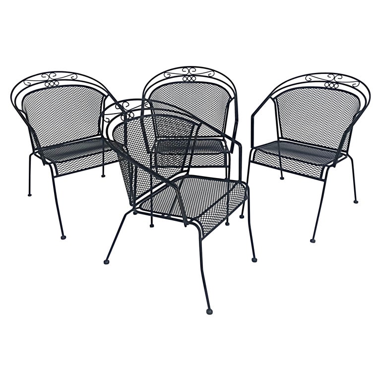 Set of 4 MidCentury Wrought Iron Garden Chairs, Woodard Style For Sale