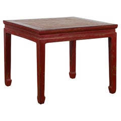 Qing Dynasty 19. Jahrhundert Rotlack-Beistelltisch mit geflochtener Rattanplatte