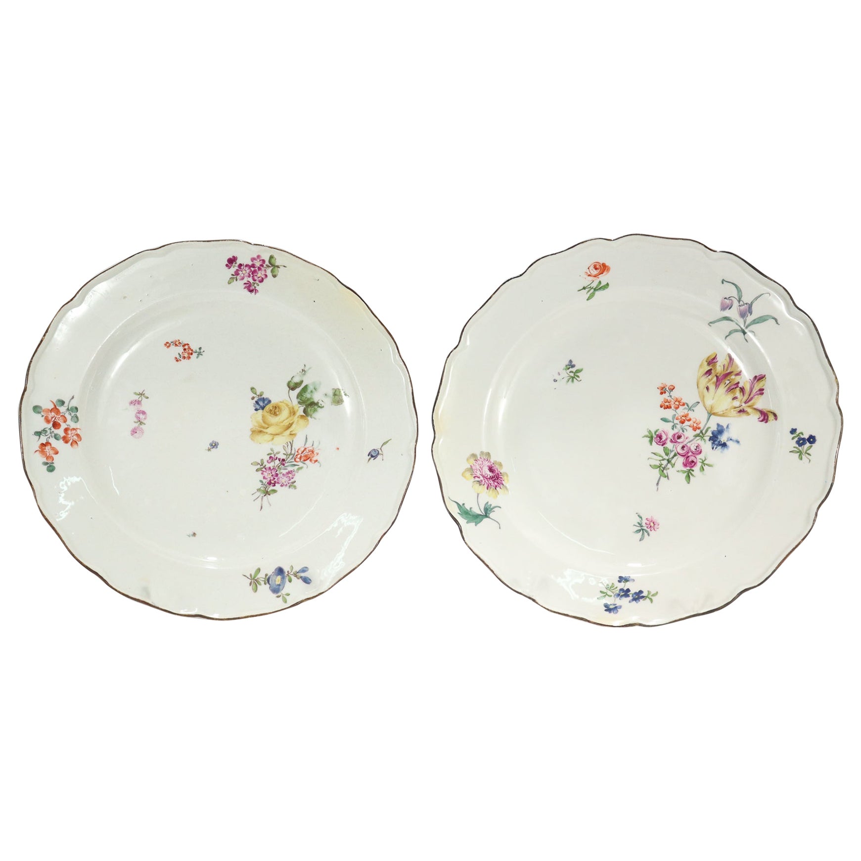 Pair Antique 18c Meissen Neuer Ausschnitt Porcelain Plates with Deutsche Blumen For Sale