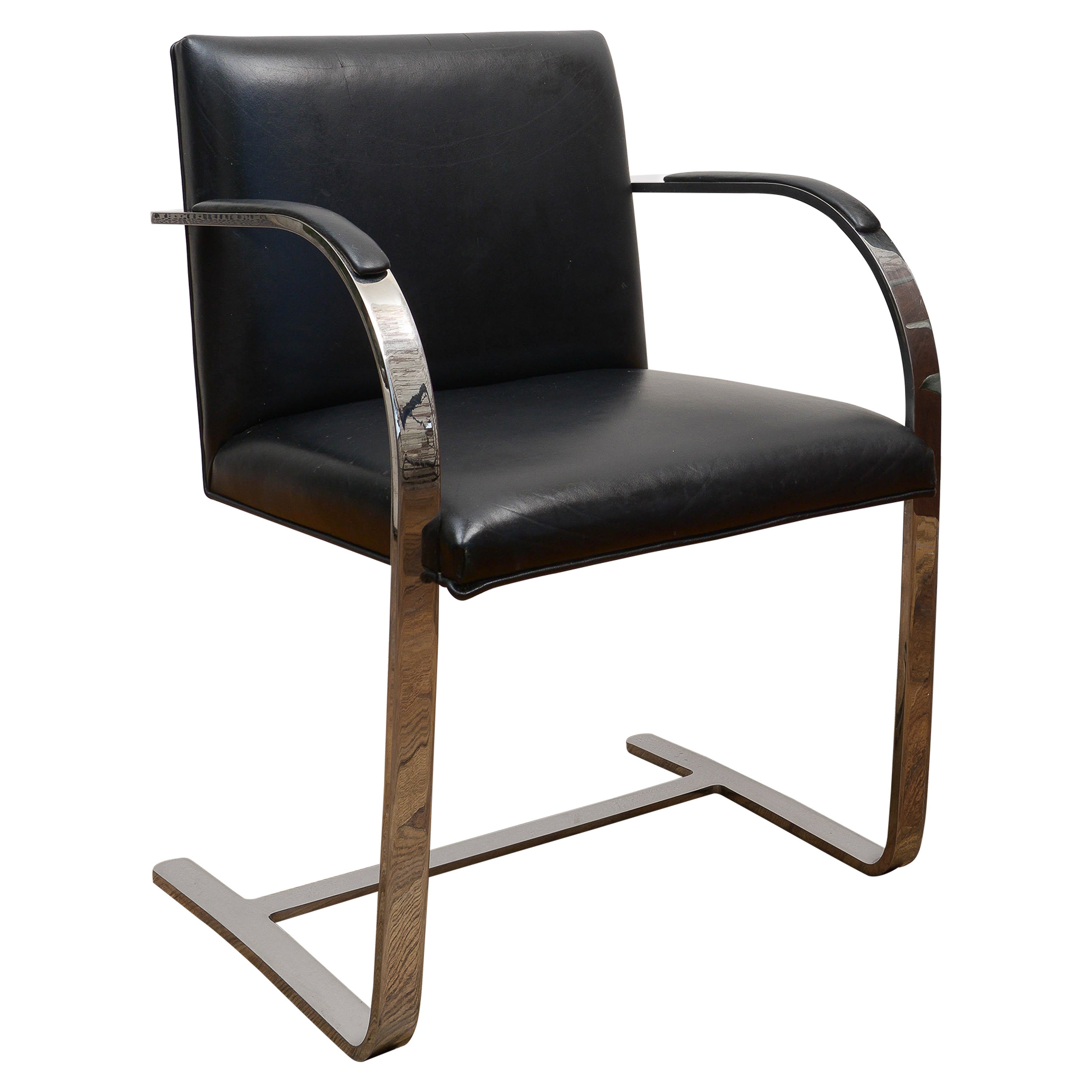 Iconic Mies van der Rohe BRNO Flat Bar Chair in Black Leather, 1990s For Sale