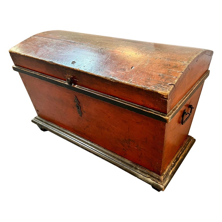 Antique Seaman’s Blanket Chest Trunk For Sale at 1stDibs