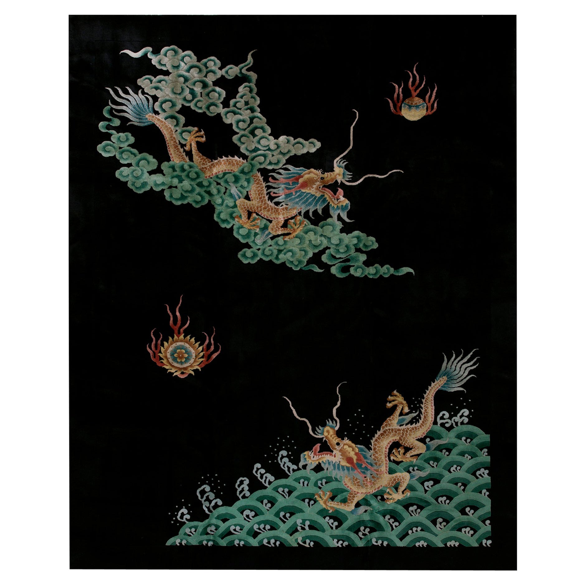 1920s Chinese Art Deco Carpet By Nichols Worksho ( 7'10" x 9'8" - 238 x 295 cm ) For Sale