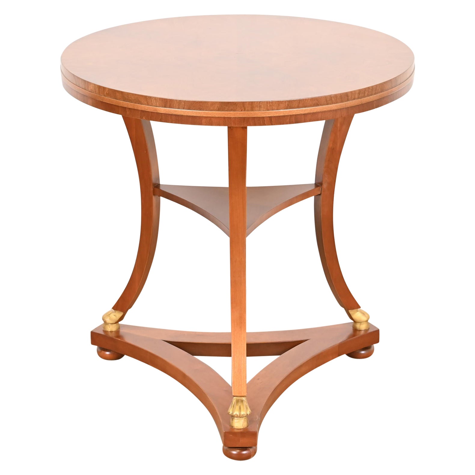 Table à thé en acajou de style Empire français par Baker Furniture, nouvellement revernie