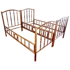 Two Beds Thonet Nr.8, since 1910