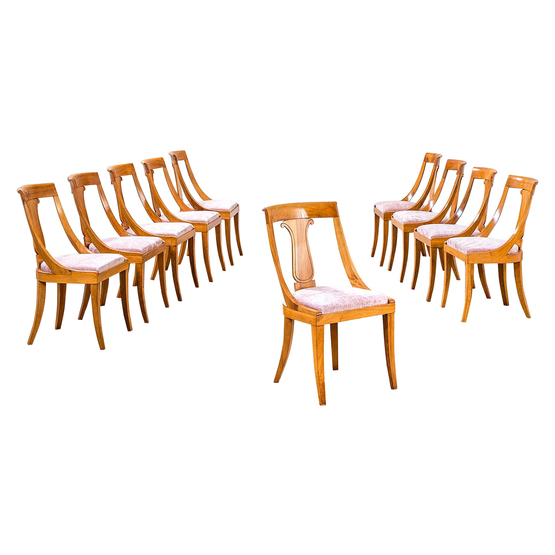 20th Century Bbpr Set of 10 Chairs in Wood and Light Pink Fabric