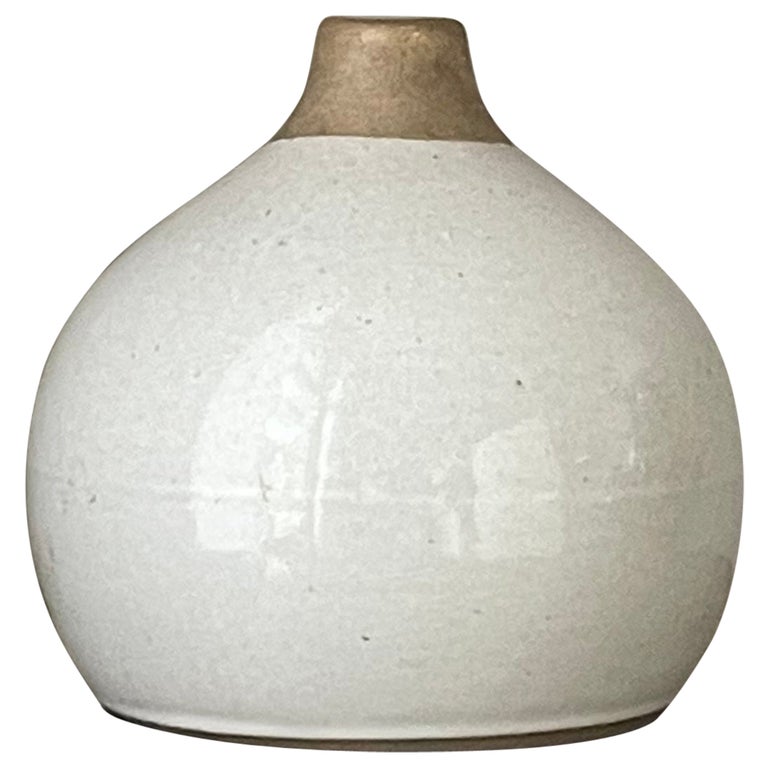 Gordon and Jane Martz Ceramic Vase, Marshall Studios, 1960s For Sale at