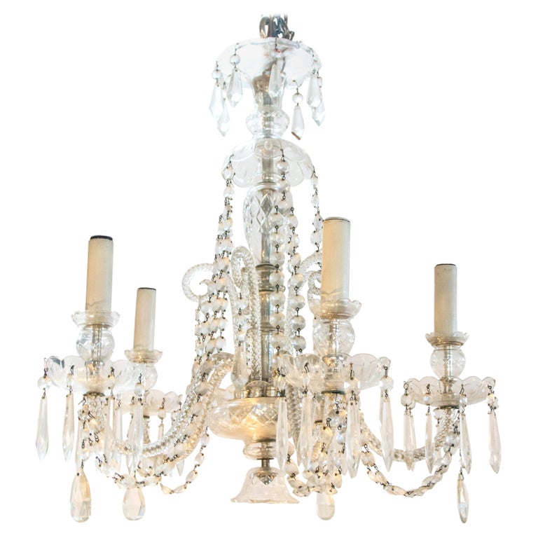 Lustre à Six Bras en Cristal - En vente sur 1stDibs