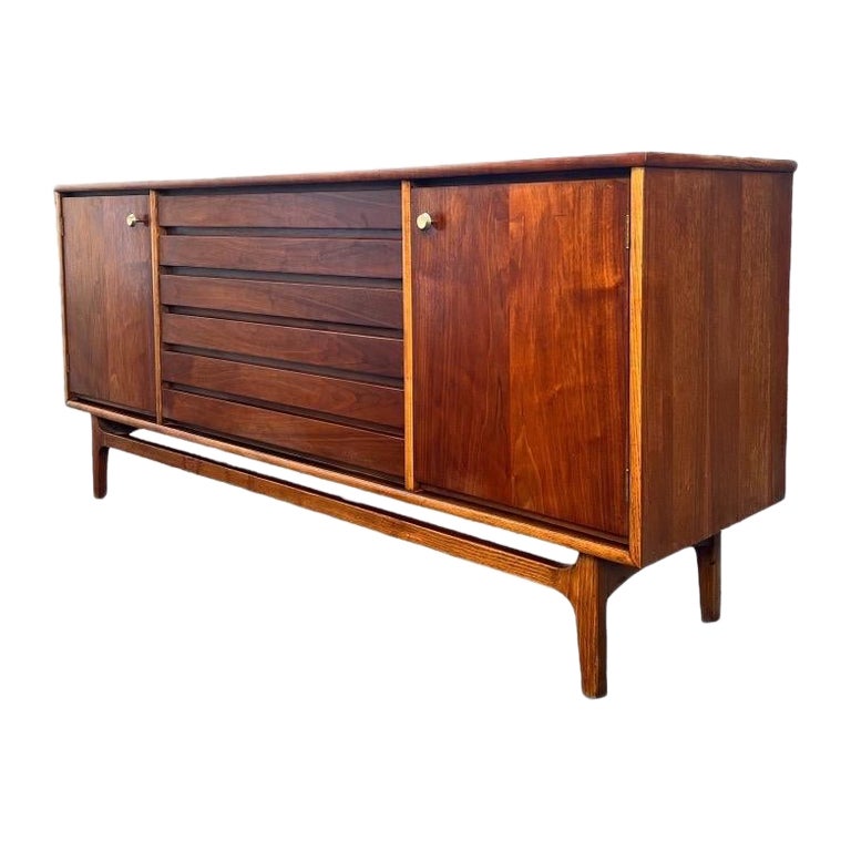 Vintage Stanley Mid-Century Modern Credenza Dovetailed Louvered Front ...