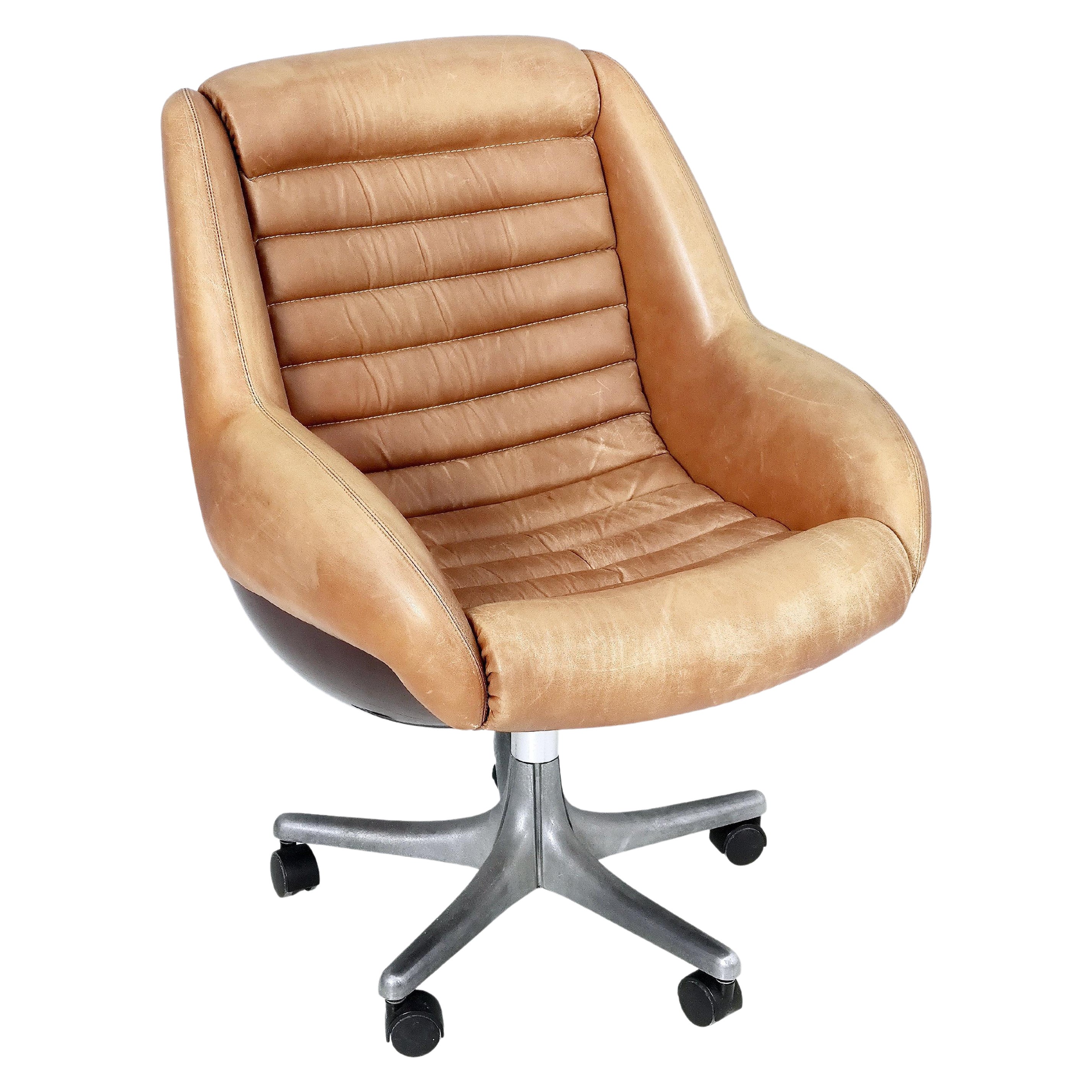 Rare Leather Swivel Chair "Epoca" by Marco Zanuso Produced by Arflex, Italy For Sale