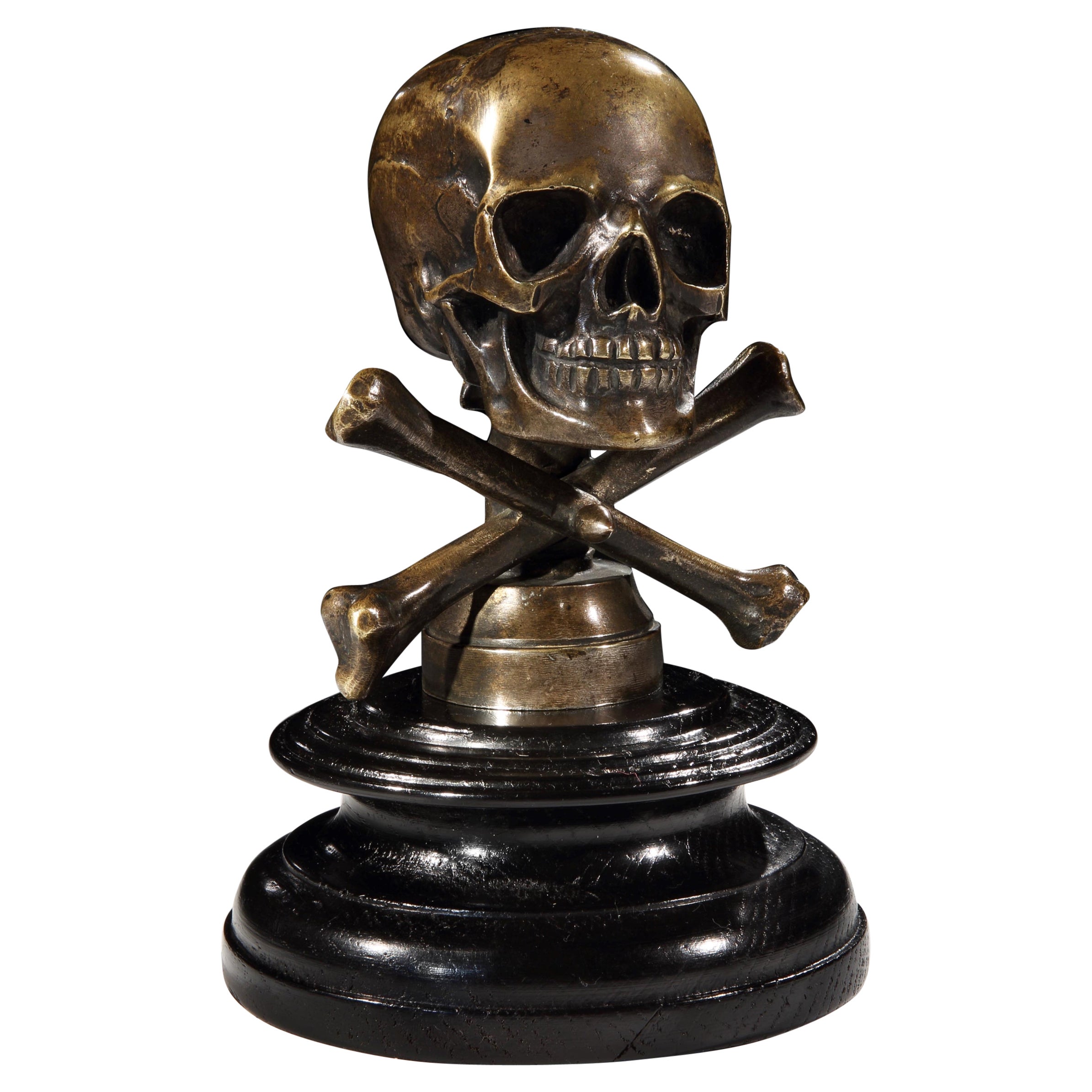 Bronze- Radiator-Mascot „Skull“ von Emile Brgeon