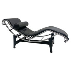 Le Corbusier Lounge Chair LC4 , Black Leather, For Cassina