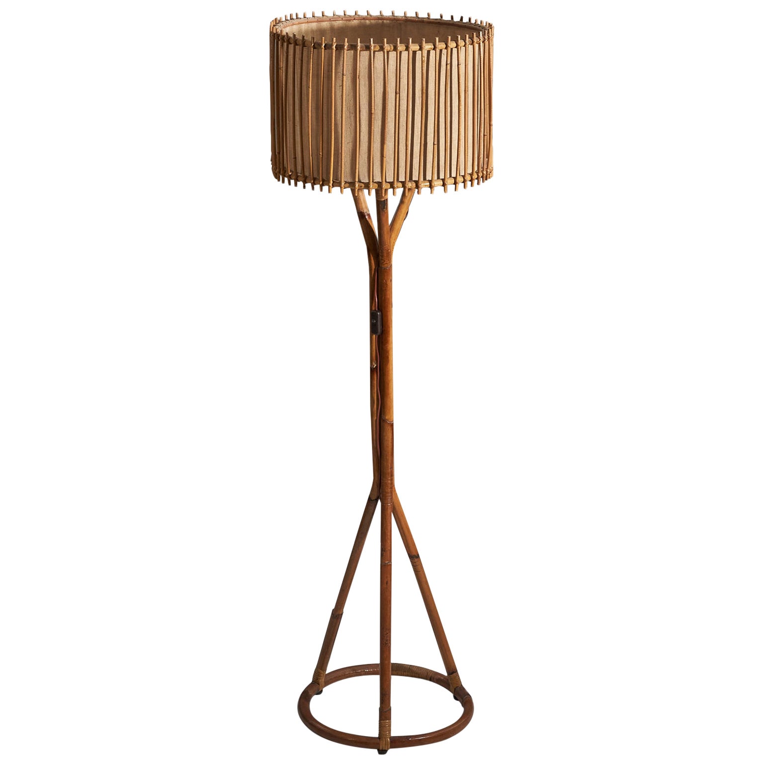 Italian Designer, Floor Lamp, Bamboo, Rattan, Burlap, Italy, 1960s For Sale
