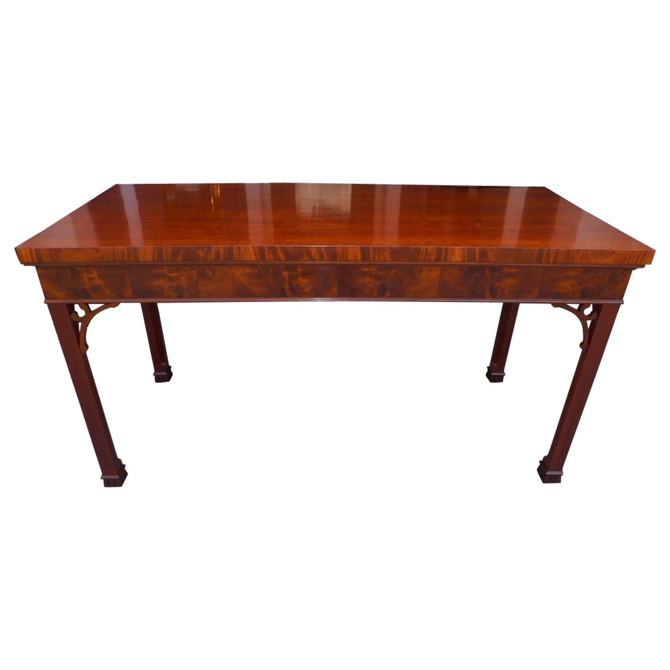 Table console Chippendale anglaise en acajou chantouré avec pieds Marlborough, 1770