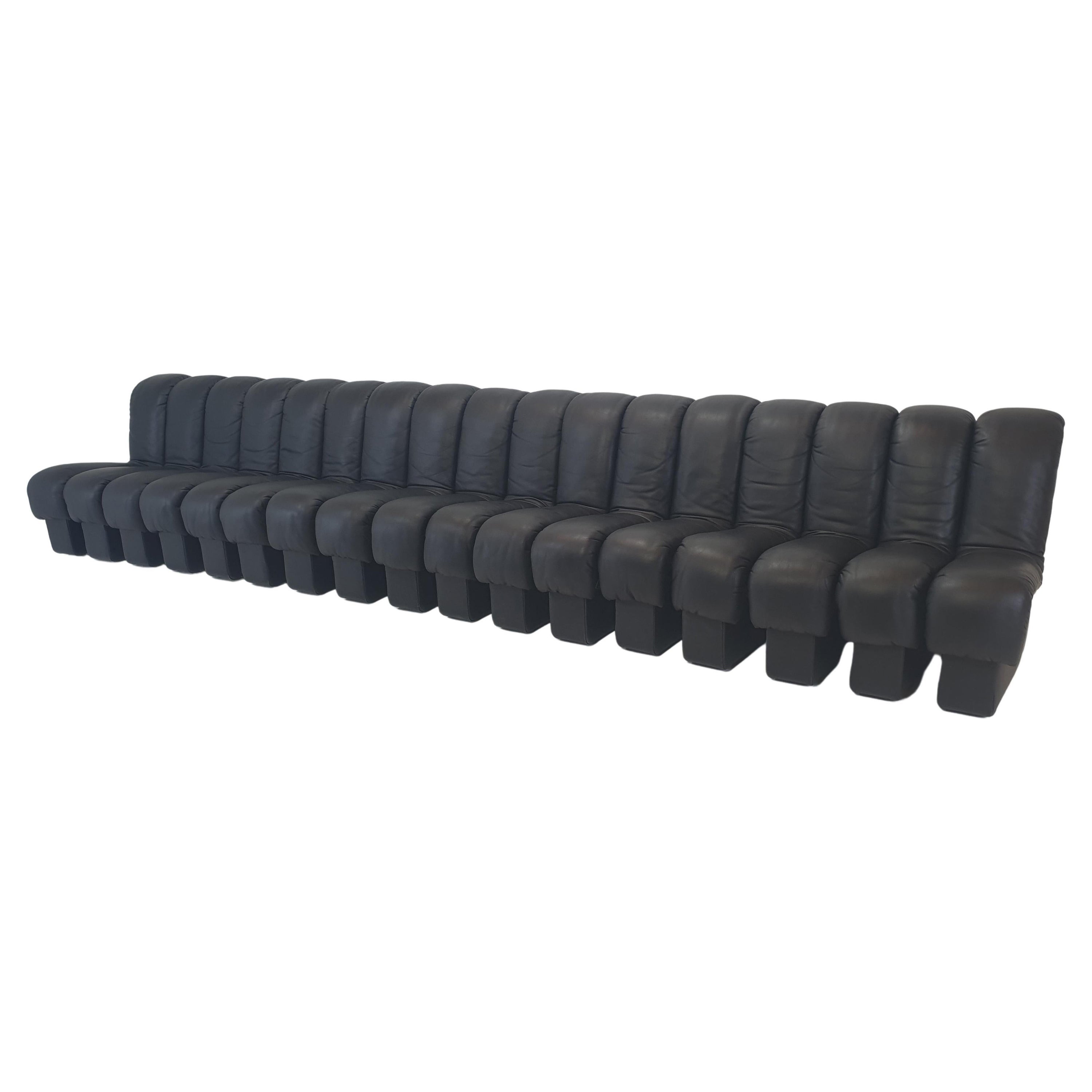 De Sede Ds-600 "Non Stop" Snake Shaped Modular Sofa in Full Black Leather