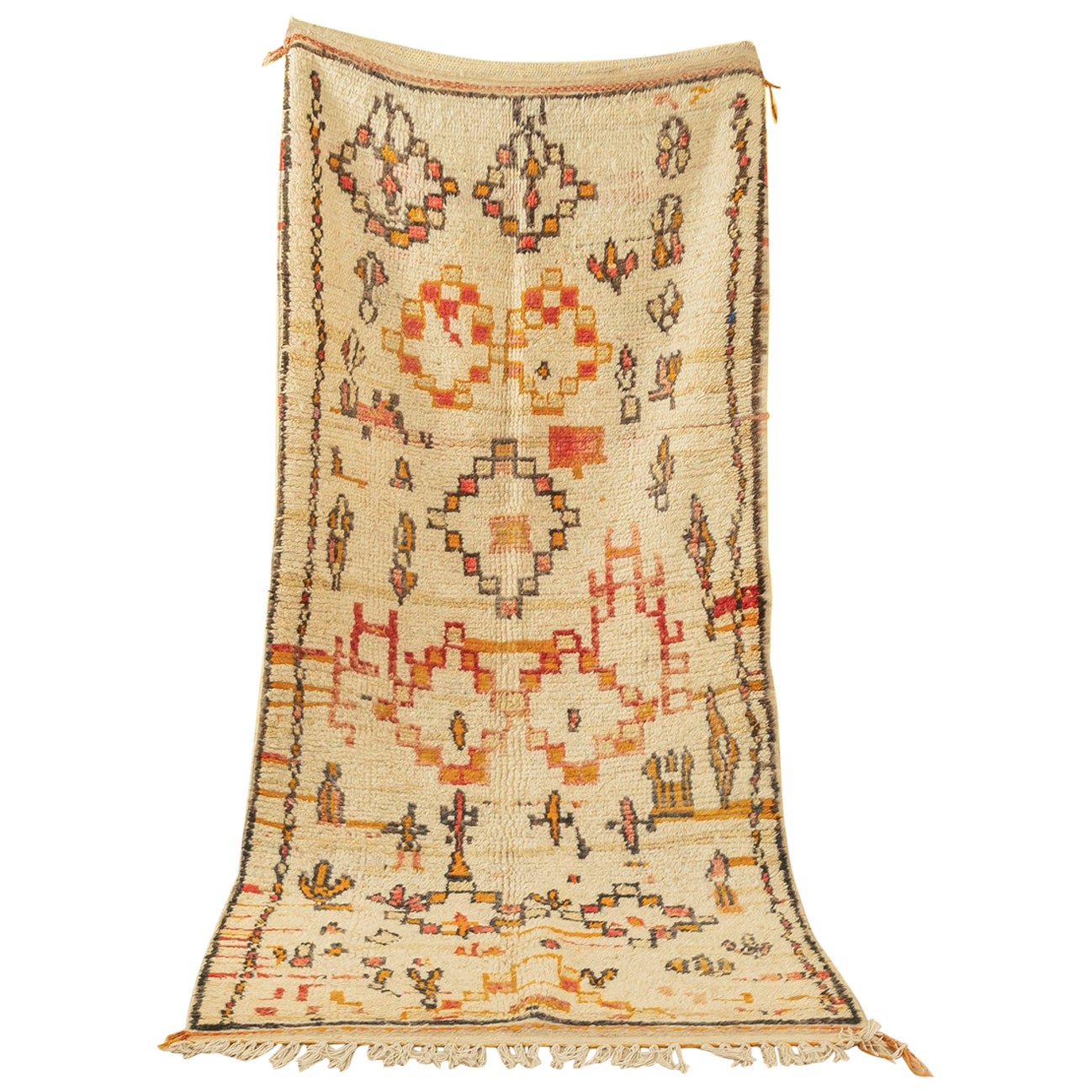 Tapis berbère marocain Azilal vintage Haut Atlas Moiuntains beige orange marron en vente