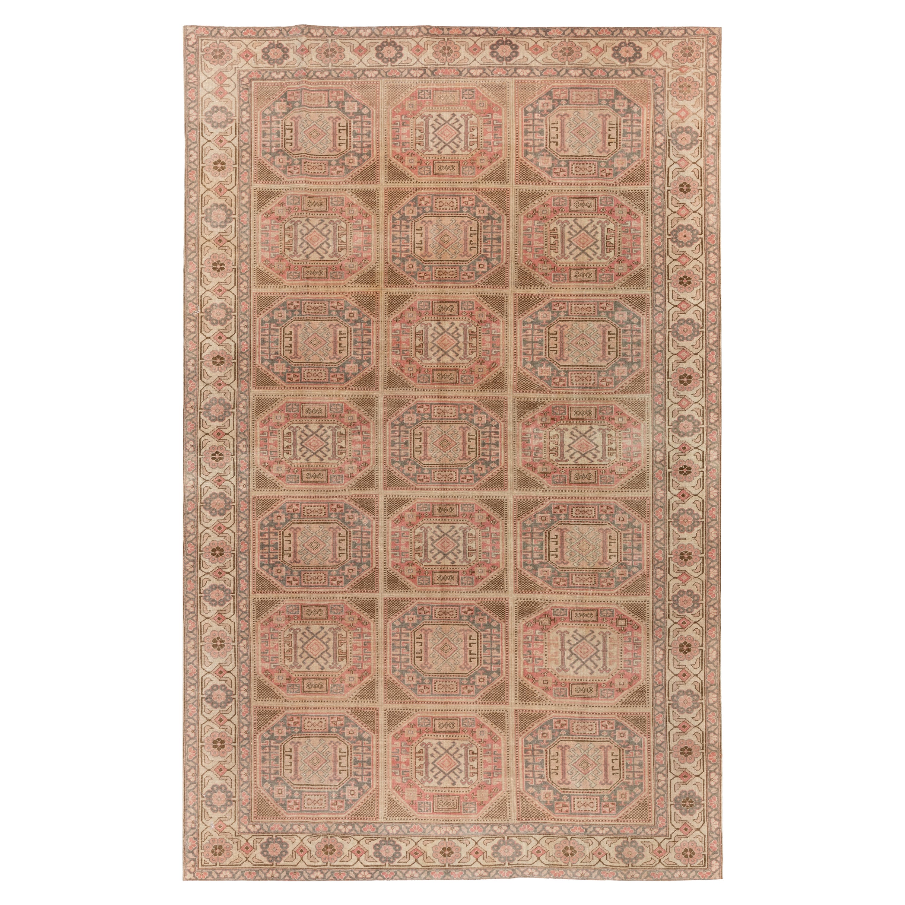 Tapis turc vintage noué à la main Kysari de 6,6 x 9,7 m. Couleurs atténuées, poils de laine