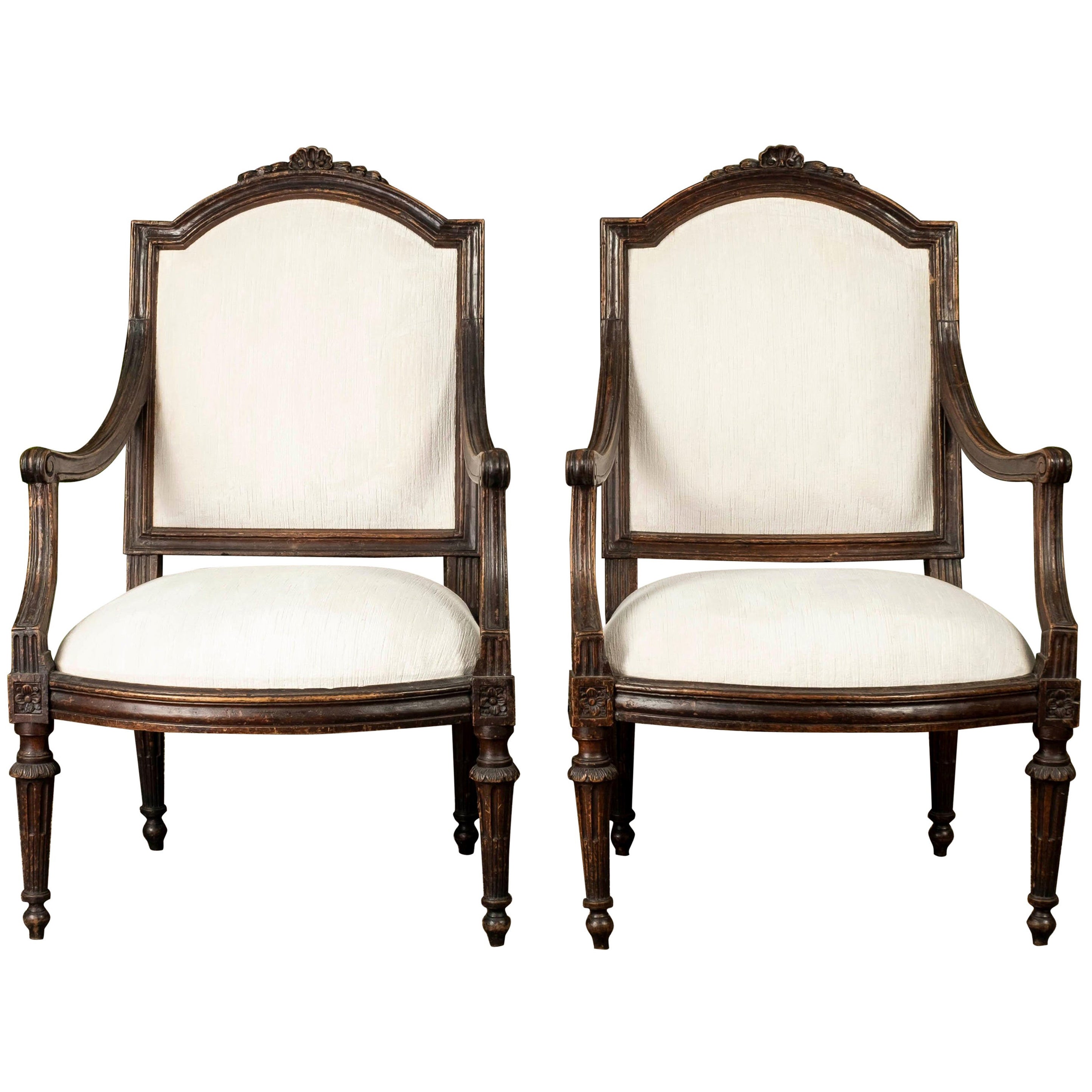 Paire de chaises d'appoint toscanes du 18ème siècle en noyer