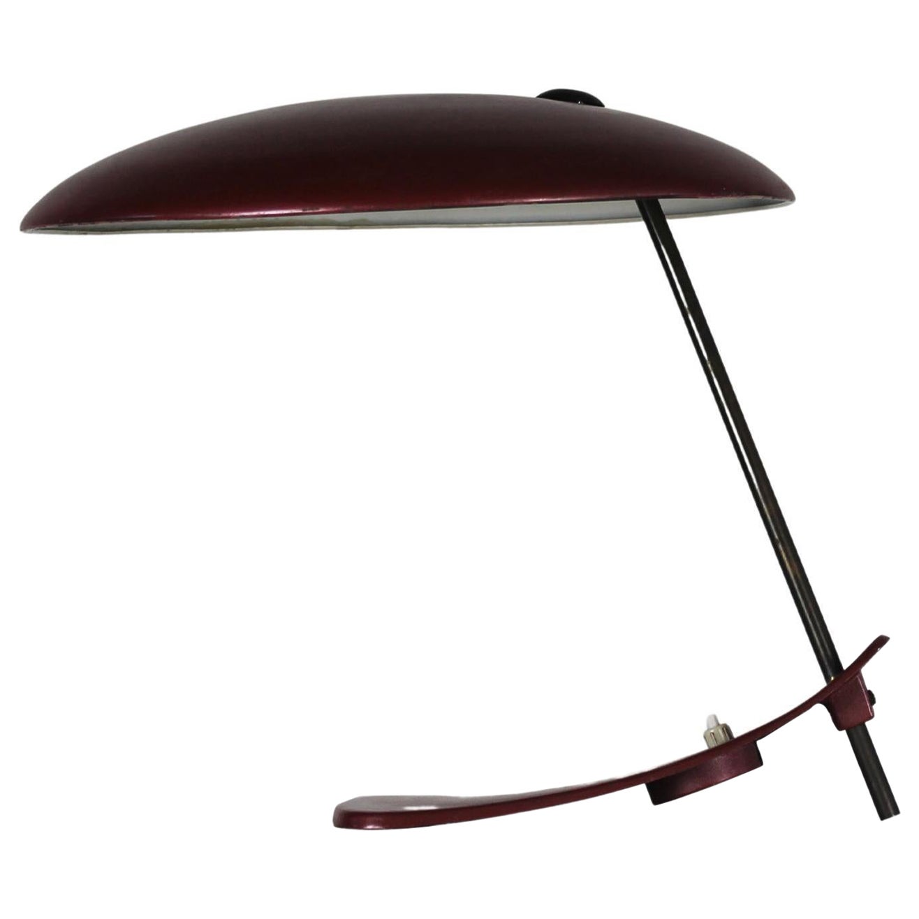 Mid-Century Modern Table Lamp in Red Lacquered Metal Italian Manufacture 1950s For Sale