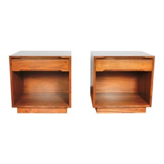 Walnut Pair of Glenn of California Nightstands