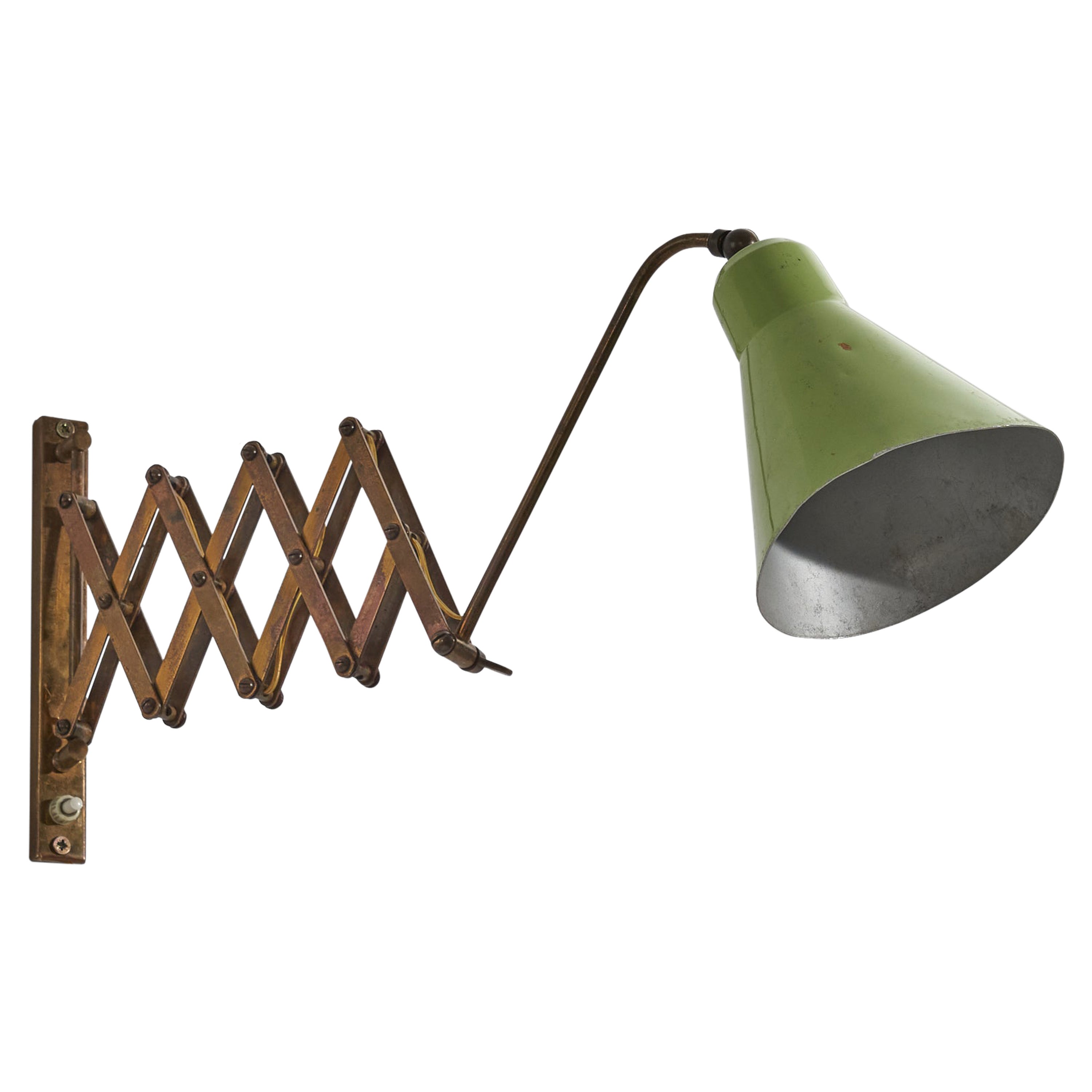 Italian Designer, Adjustable Wall Light, Brass, Lacquered Metal, Italy, 1940s For Sale