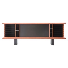 Meuble de rangement Riflesso 513 de Charlotte Perriand pour Cassina, Italie, neuf