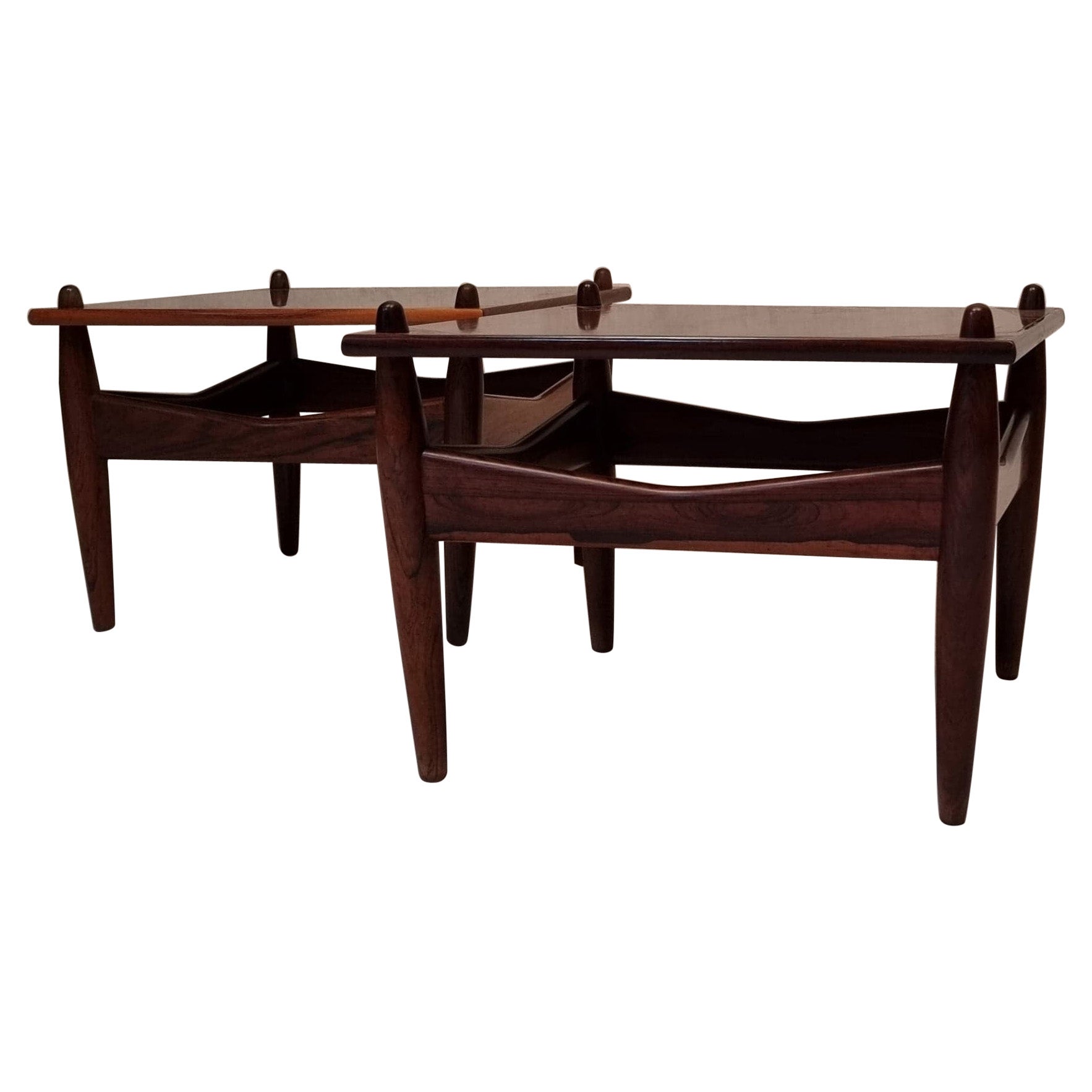 Pair Of Side Tables By Illum Wikkelsø – N°272, Rosewood, Ca 1950 For Sale