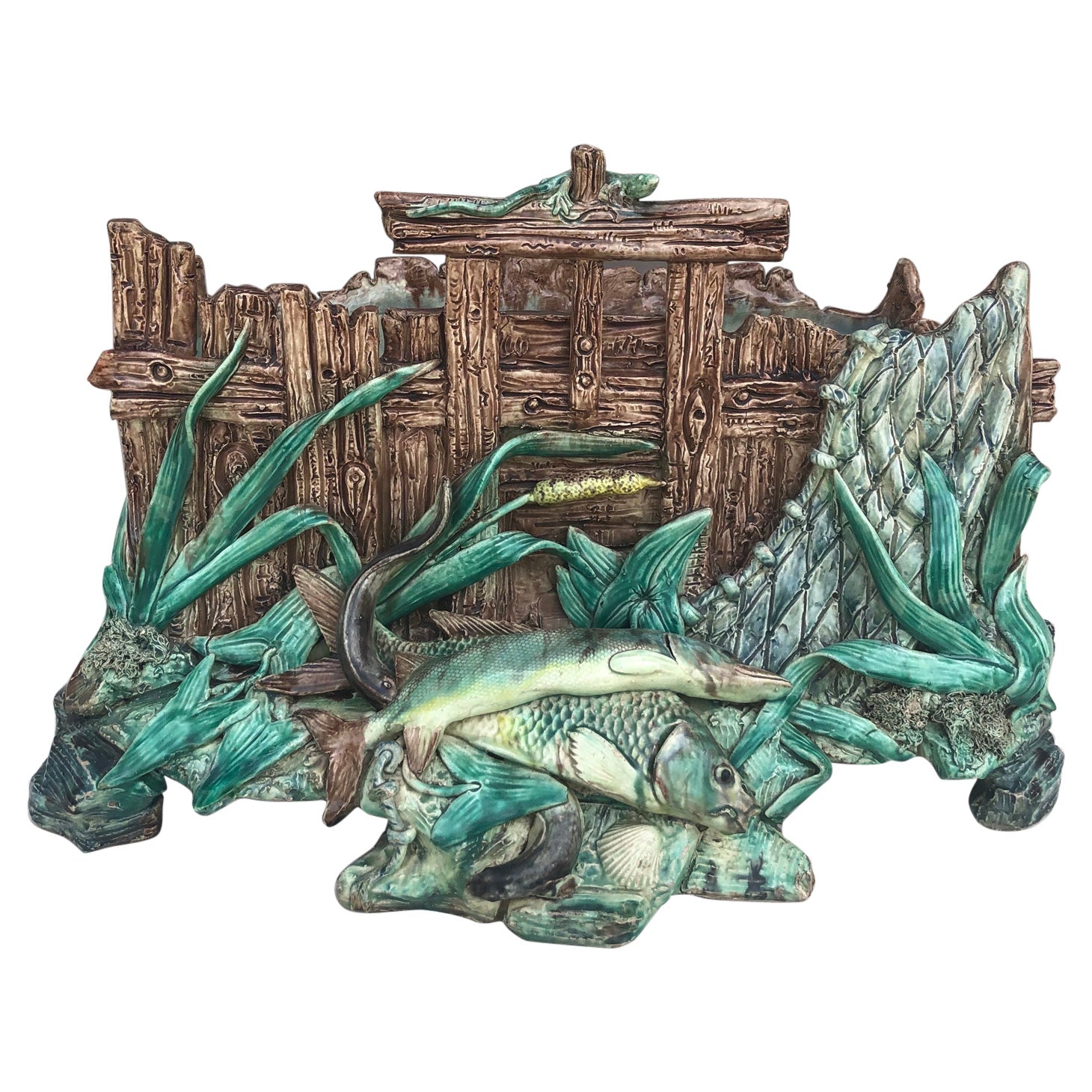 Oversize French Majolica Palissy Fishs Jardiniere, circa 1880 For Sale